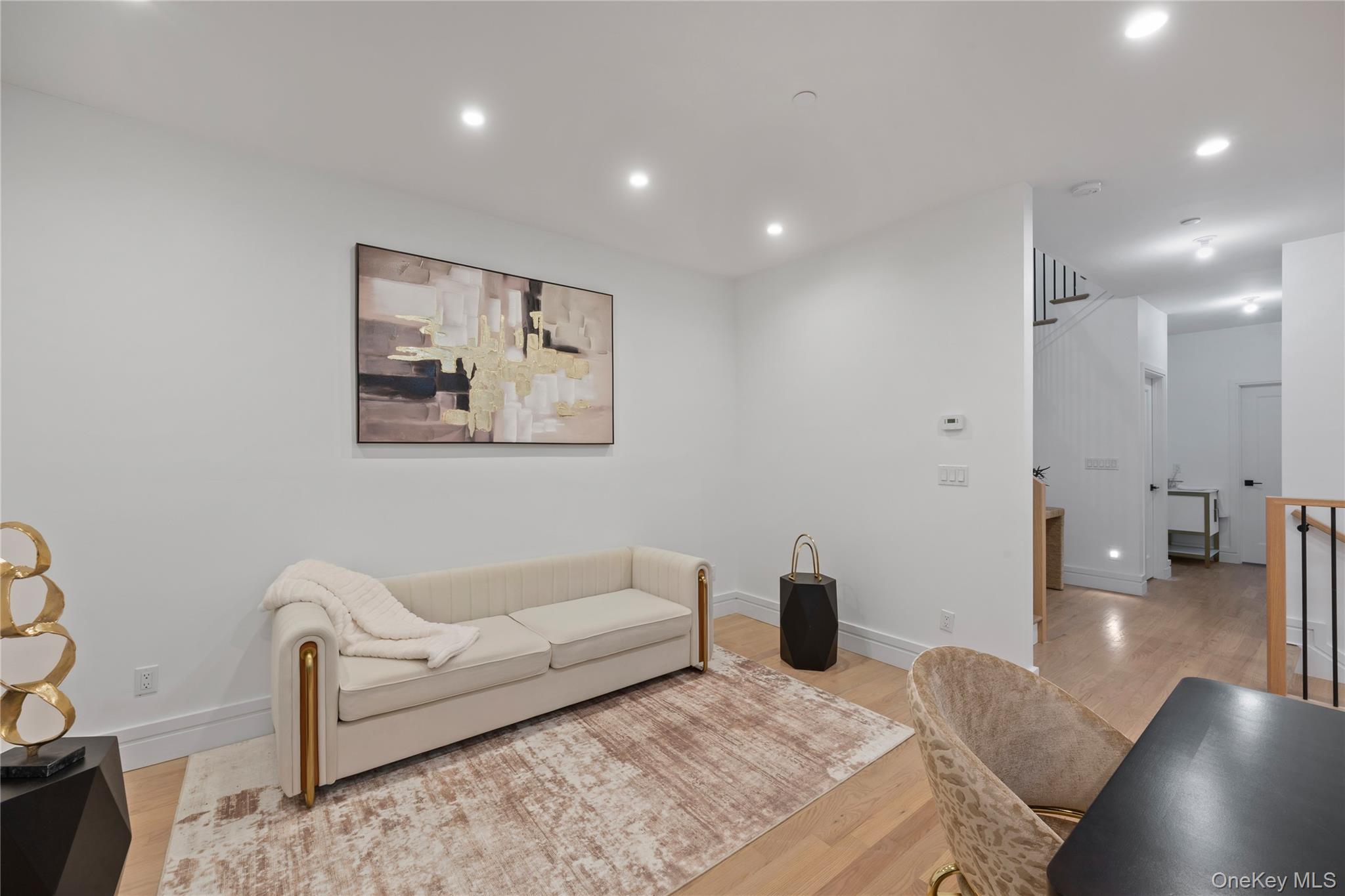 244 Blauvelt Road, Unit 201 Monsey, NY 10952 - Photo 15 of 33 Living Area