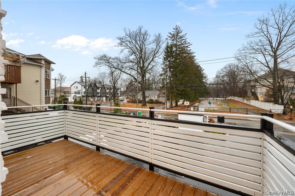 244 Blauvelt Road, Unit 201 Monsey, NY 10952 - Photo 31 of 33 Front Deck
