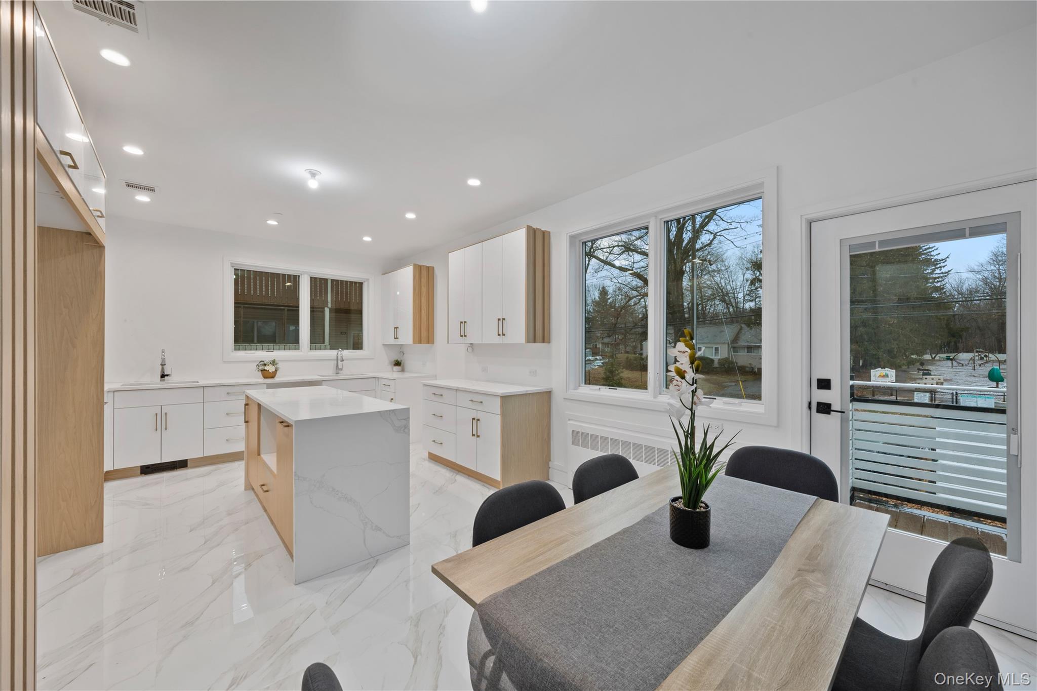 244 Blauvelt Road, Unit 201 Monsey, NY 10952 - Photo 4 of 33 Kitchen