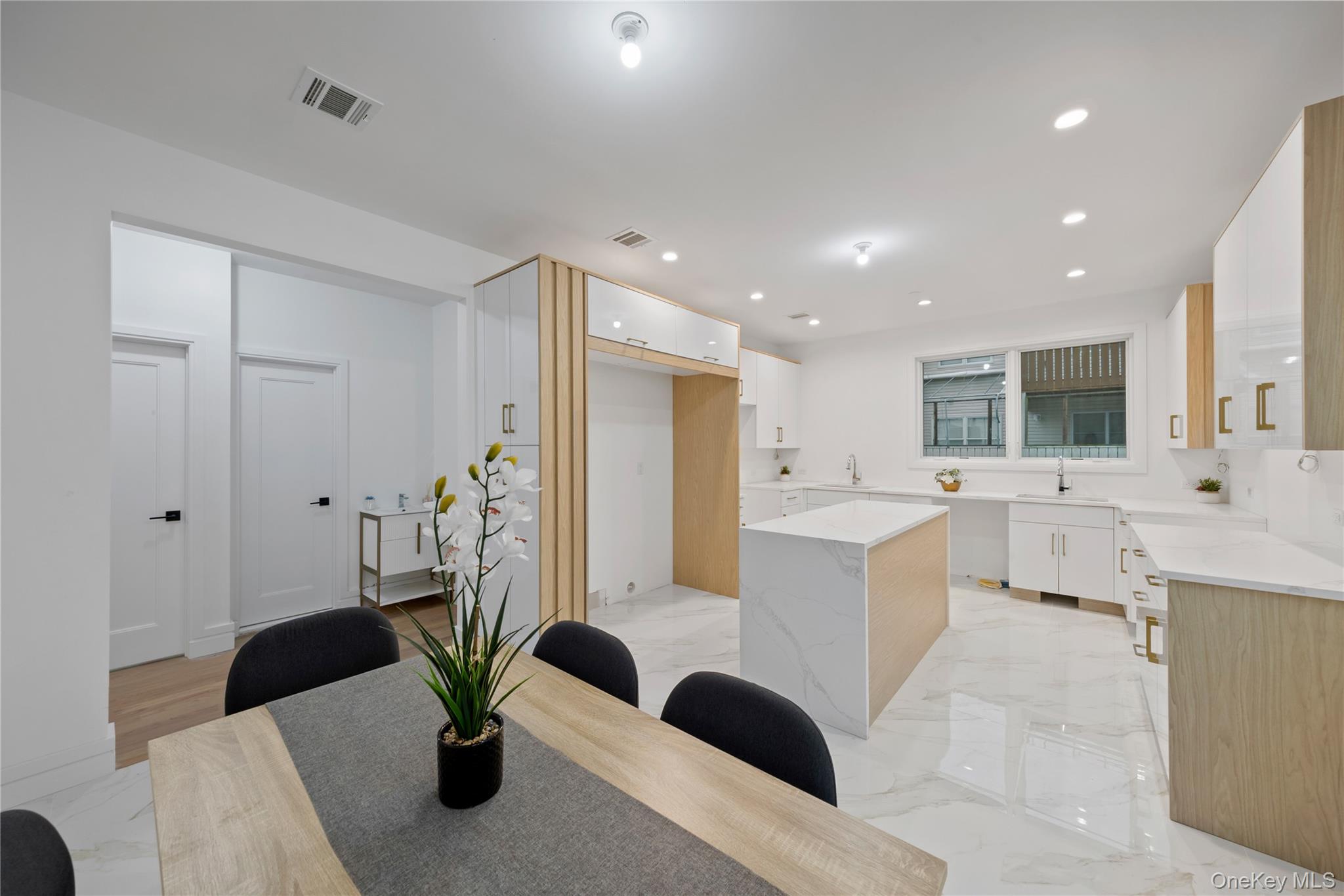 244 Blauvelt Road, Unit 201 Monsey, NY 10952 - Photo 5 of 33 Kitchen