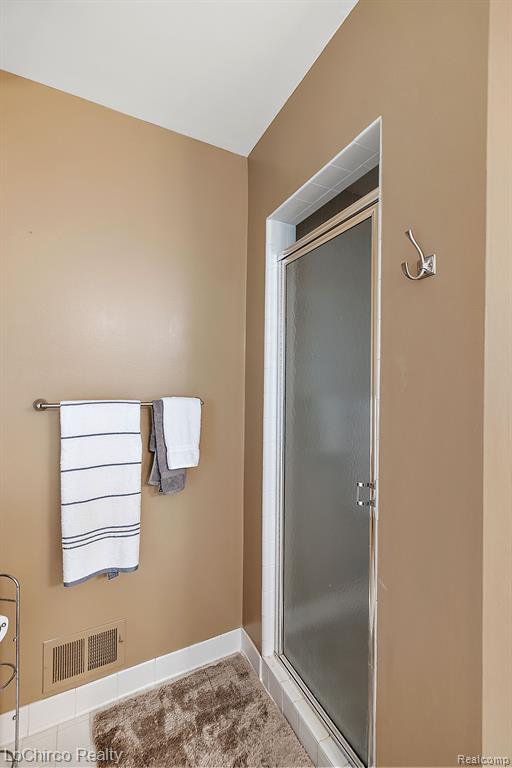 1773 Skyline Drive Rochester Hills, MI 48306 - Photo 18 of 36