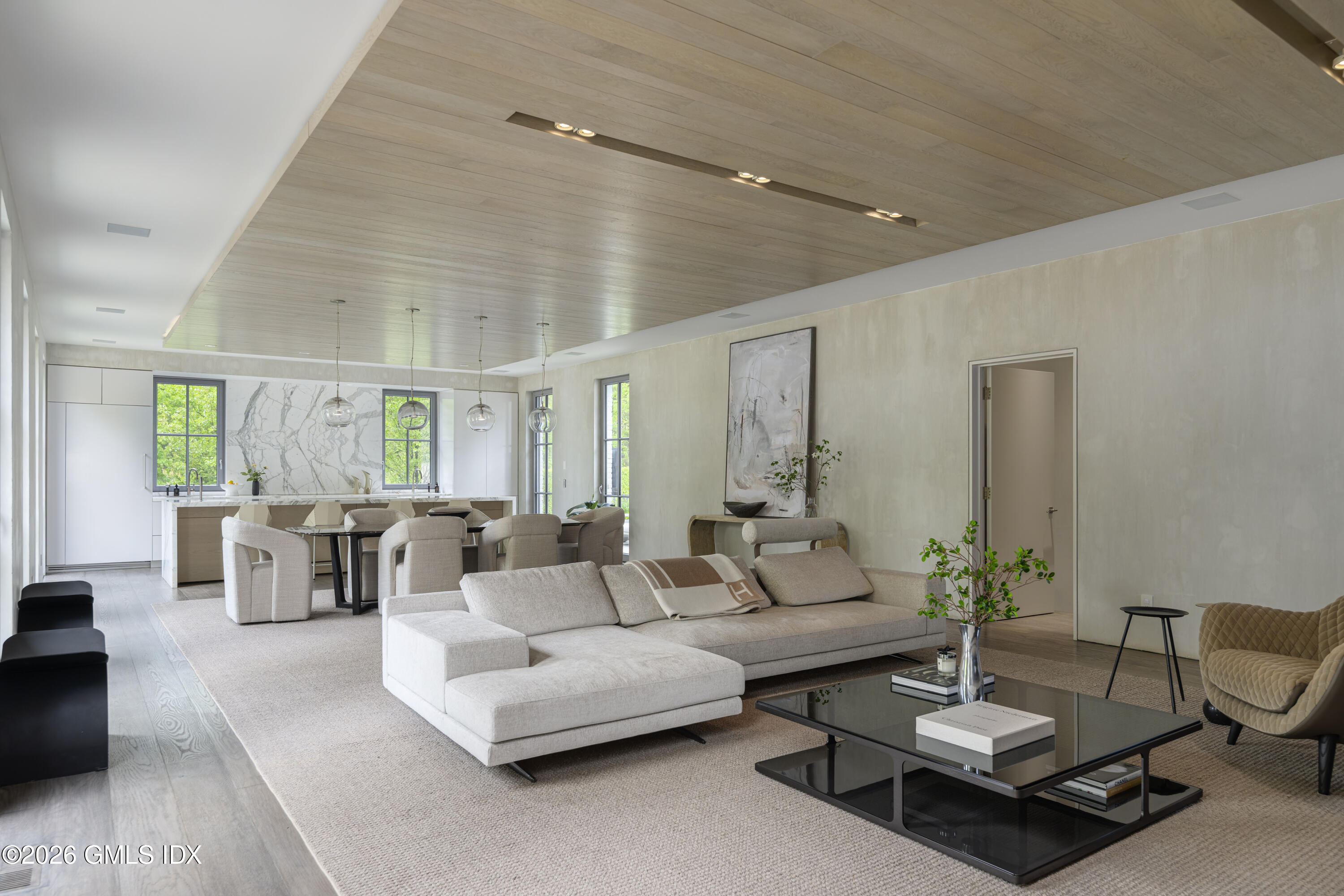 306 Round Hill Road Greenwich, CT 06831 - Photo 5 of 50 _DSC0470merge-Edit2