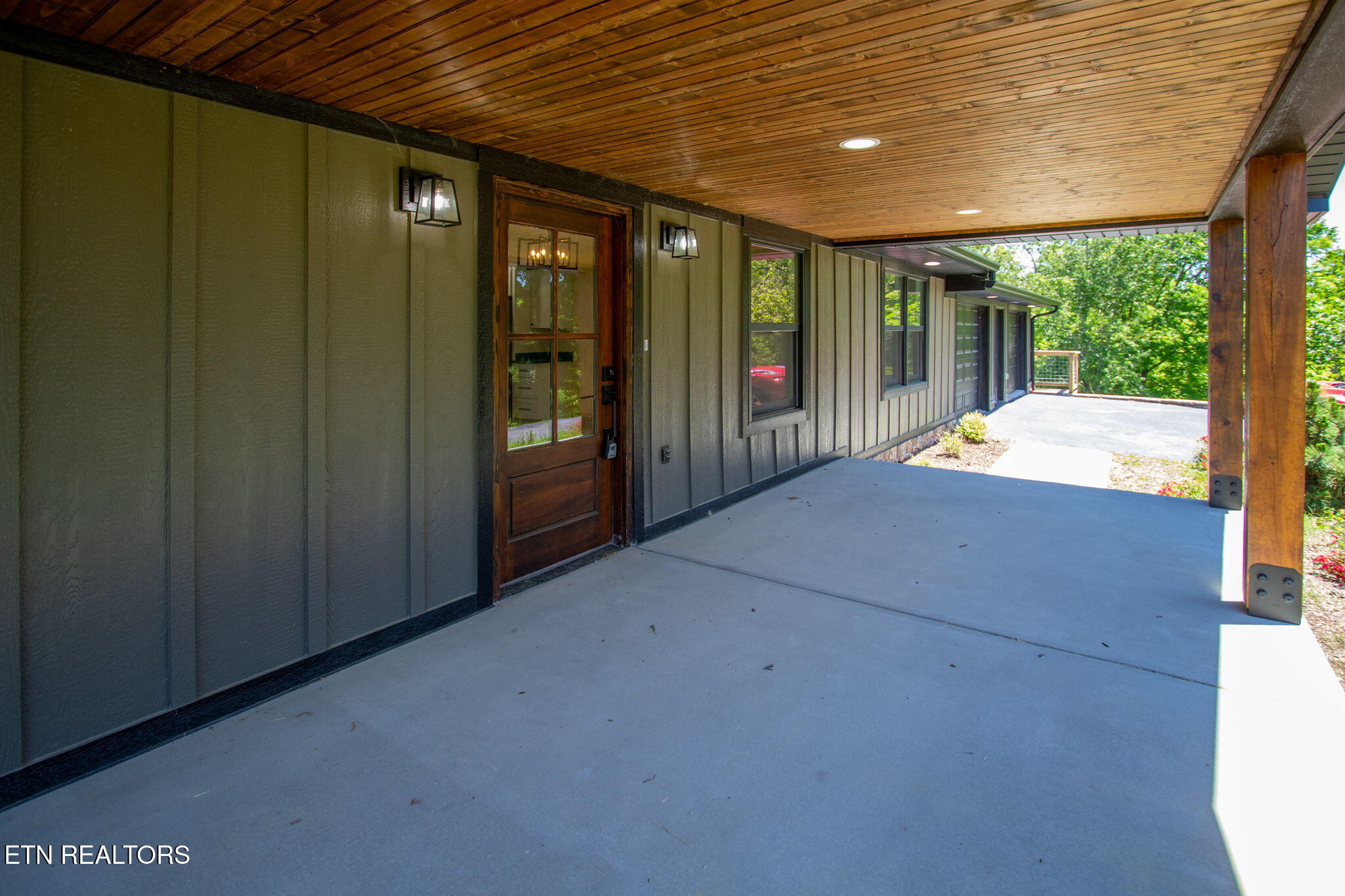 1437 Beacon Road Talbott, TN 37877 - Photo 3 of 31 homesandvideos-744