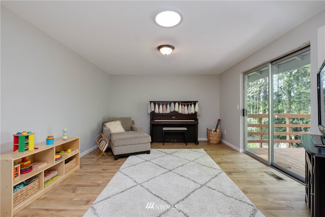 3566 Ridgetop Court Northeast Bremerton, WA 98310 - Photo 16 of 39 Gallery Image 16