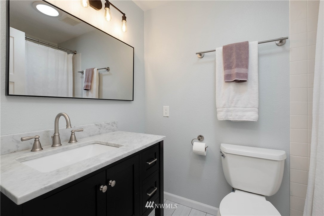 3566 Ridgetop Court Northeast Bremerton, WA 98310 - Photo 22 of 39 Gallery Image 22