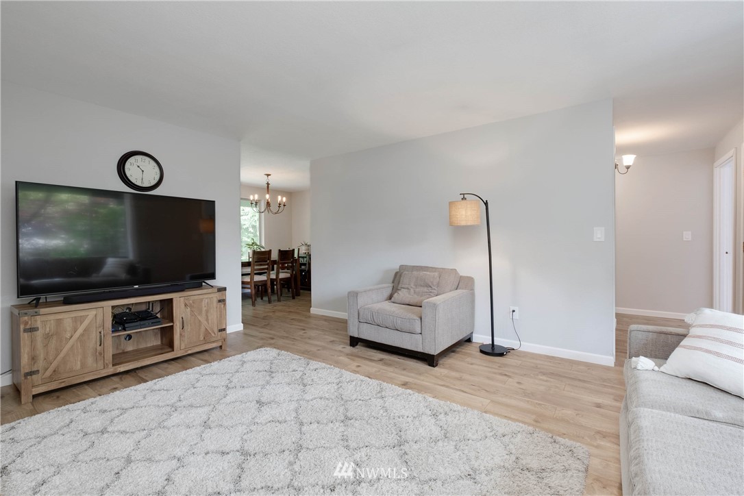 3566 Ridgetop Court Northeast Bremerton, WA 98310 - Photo 7 of 39 Gallery Image 7