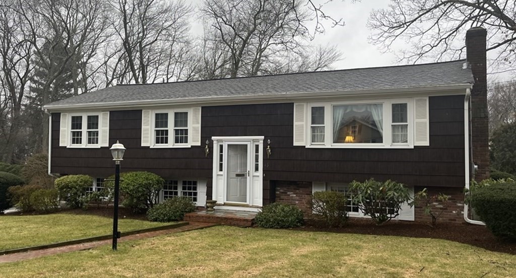 43 Devon Road Norwood, MA 02062 - Photo 1 of 19 Gallery Image 1