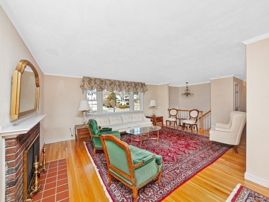 43 Devon Road Norwood, MA 02062 - Photo 5 of 19 Gallery Image 5