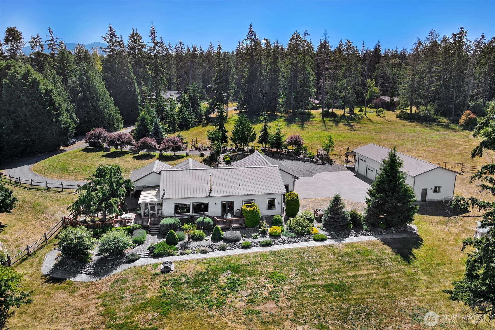 203 Delta Way Sequim, WA 98382 - Photo 36 of 39