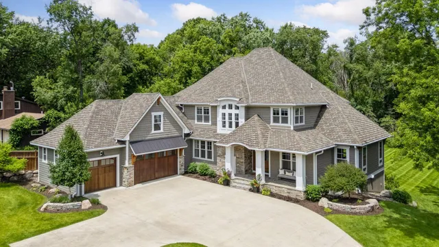 $12,500 | 2890 Ella Lane, Minnetonka, MN 55305