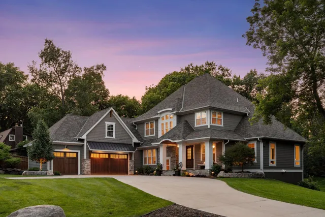 $12,500 | 2890 Ella Lane, Minnetonka, MN 55305