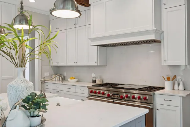 $12,500 | 2890 Ella Lane, Minnetonka, MN 55305