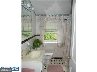 100 Signal Road Drexel Hill, PA 19026 - Photo 8 of 12 Bathroom