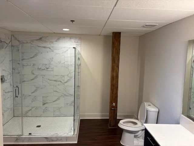 $1,450 | 806 Sampson Street, Unit 421, Houston, TX 77003