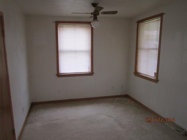 821 Barnum Road Rockford, IL 61109 - Photo 8 of 9 Gallery Image 8
