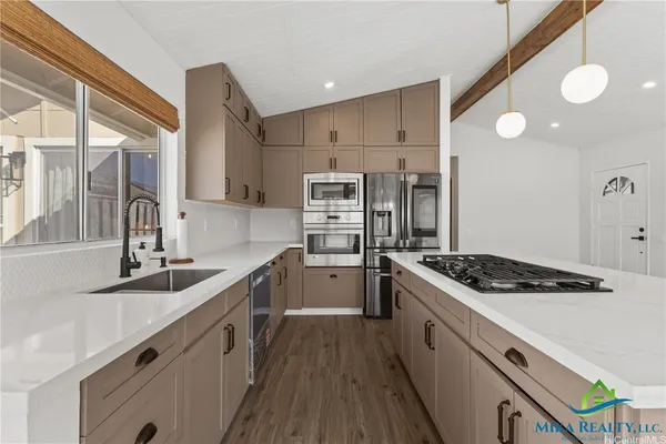 $3,885 | 91-1119 Piipii Street, Ewa Beach, HI 96706