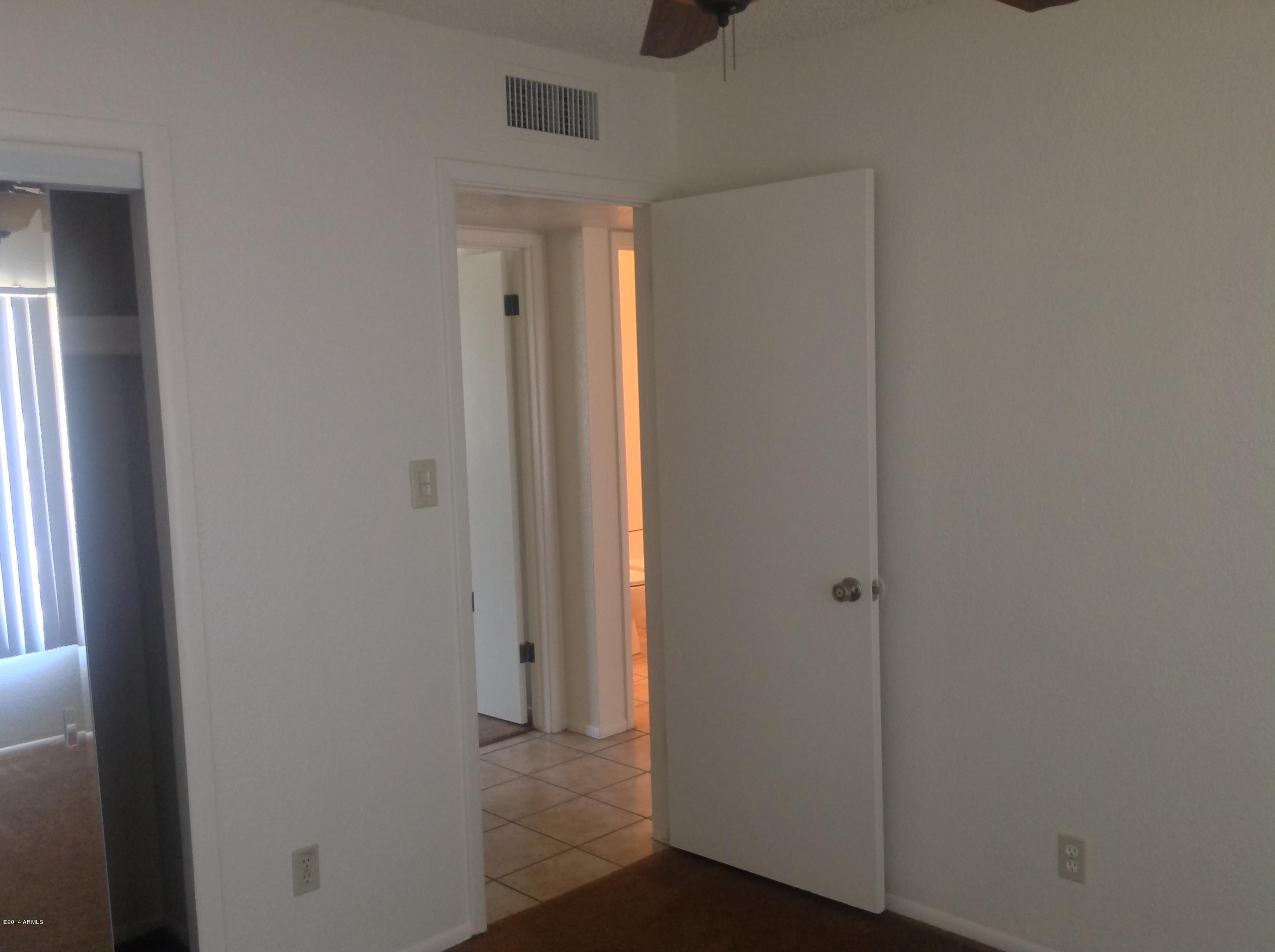 3819 West Calavar Road Phoenix, AZ 85053 - Photo 18 of 26 BR2 - 10 X 10