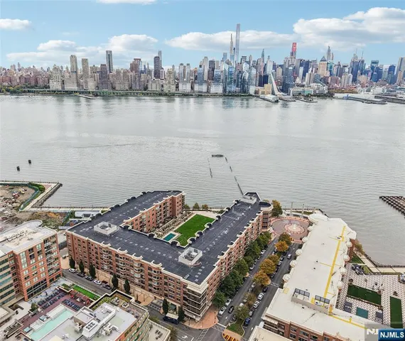 $829,000 | 20 Ave At Port Imperial, Unit 410, West New York, NJ 07093