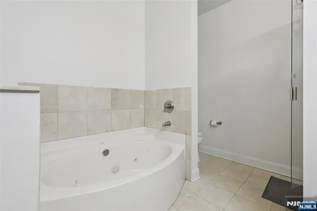 $829,000 | 20 Ave At Port Imperial, Unit 410, West New York, NJ 07093