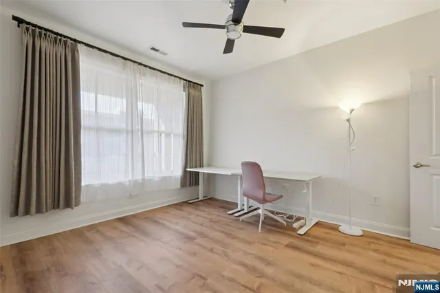 $829,000 | 20 Ave At Port Imperial, Unit 410, West New York, NJ 07093