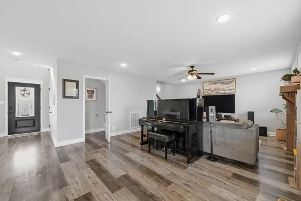 $2,150 | 772 Crestone Lane, Clarksville, TN 37042