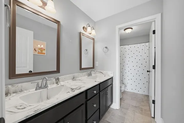 $2,150 | 772 Crestone Lane, Clarksville, TN 37042