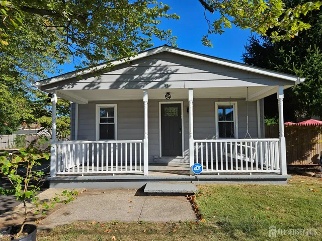 $2,550 | 60 6th Avenue, Trenton, NJ 08619