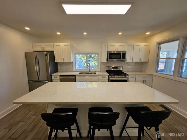 $2,550 | 60 6th Avenue, Trenton, NJ 08619