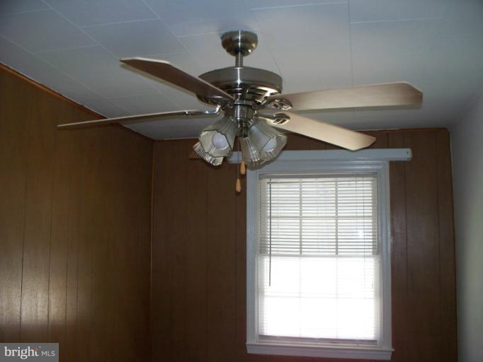 2234 Coralthorn Road Baltimore, MD 21220 - Photo 20 of 30 a window in a room with a window