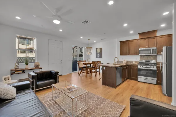 $490,000 | 41984 Retsina Street, Unit 705, Murrieta, CA 92562