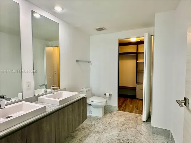 $4,200 | 801 South Miami Avenue, Unit 3807, Miami, FL 33131