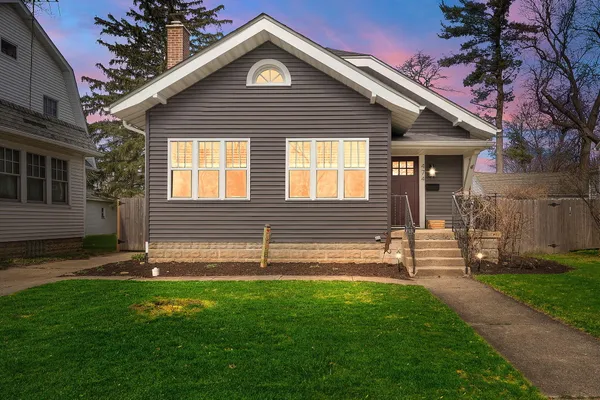 $425,000 | 474 Park Avenue, Valparaiso, IN 46385