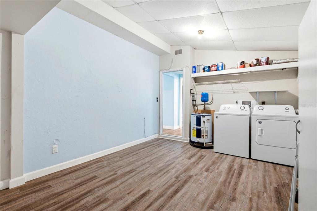 1680 Pinehurst Road Dunedin, FL 34698 - Photo 8 of 50 Gallery Image 8