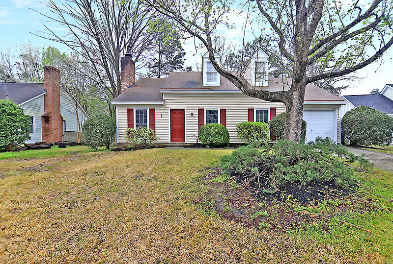 129 Towne Square Road Summerville, SC 29485 - Photo 1 of 23 IMG_2910-copy