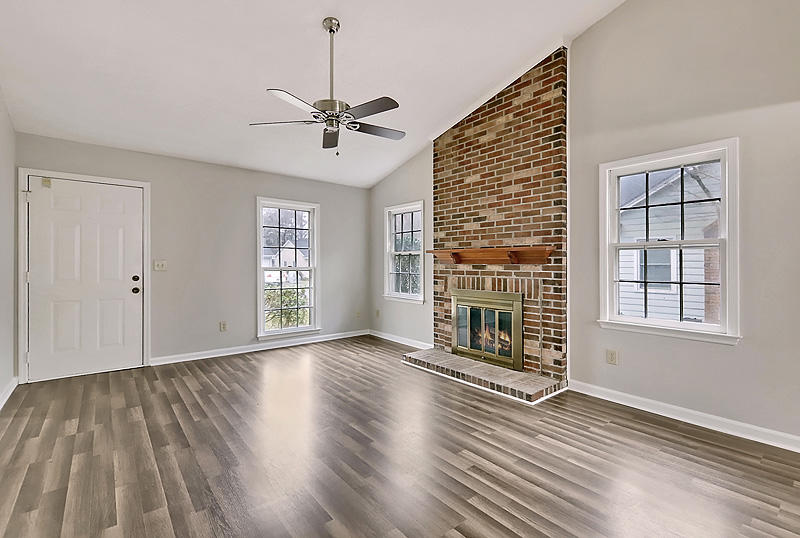 129 Towne Square Road Summerville, SC 29485 - Photo 6 of 23 IMG_2767_IMG_2771-copy
