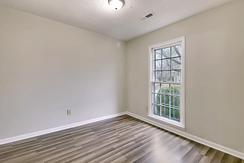 129 Towne Square Road Summerville, SC 29485 - Photo 7 of 23 IMG_2774_IMG_2778-copy
