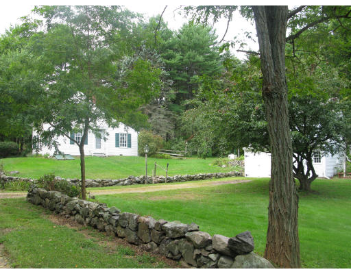 22 Bennett Hill Road Rowley, MA 01969 - Photo 5 of 17 Gallery Image 5