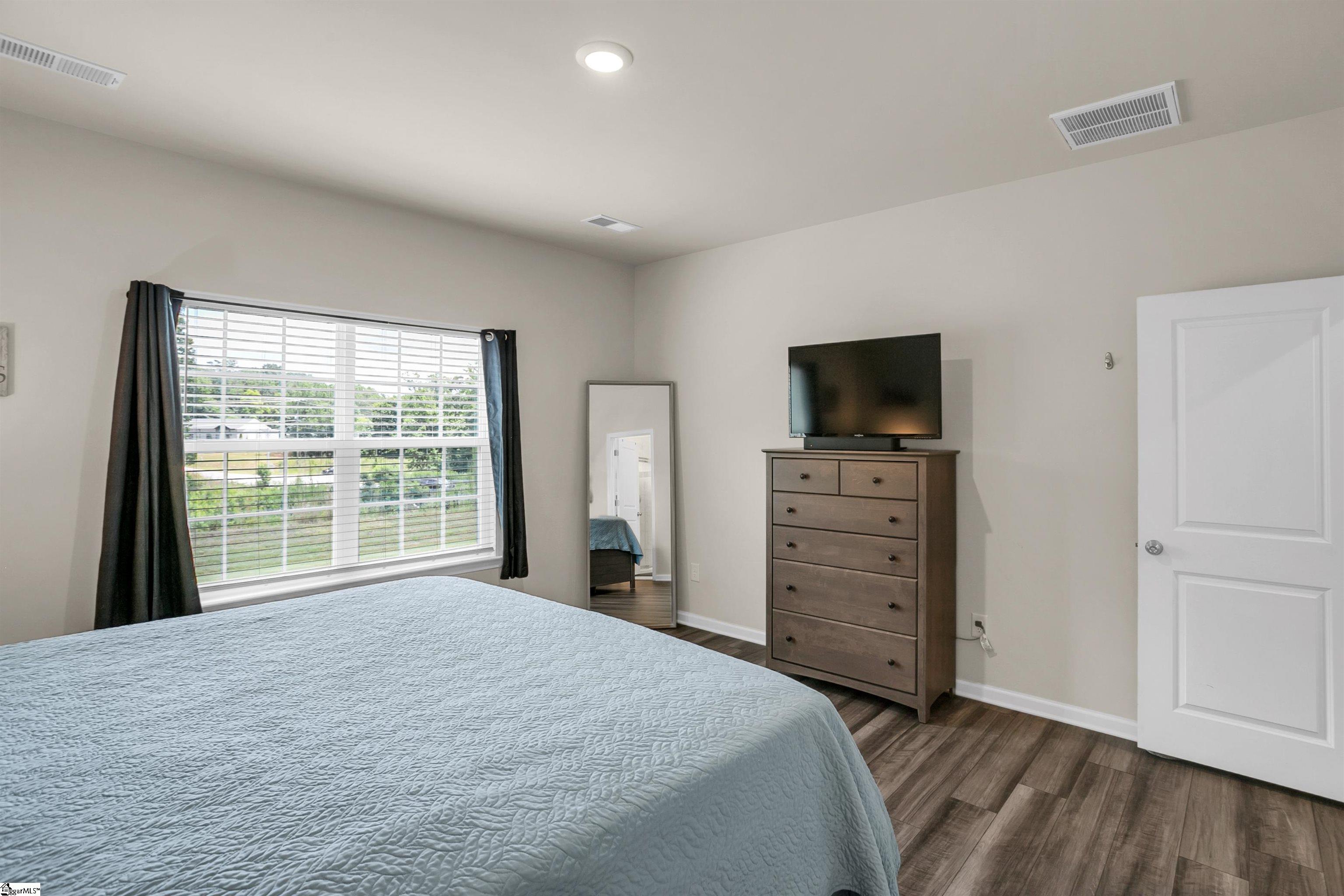 209 Magnolia Street Woodruff, SC 29388 - Photo 17 of 35