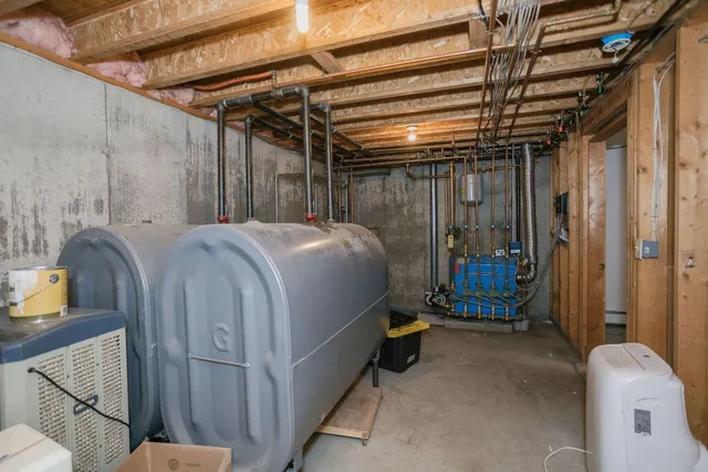 $498,000 | 17 Treetop Lane, Jay, ME 04239