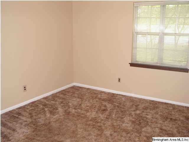 211 5th Street Pleasant Grove, AL 35127 - Photo 10 of 21
