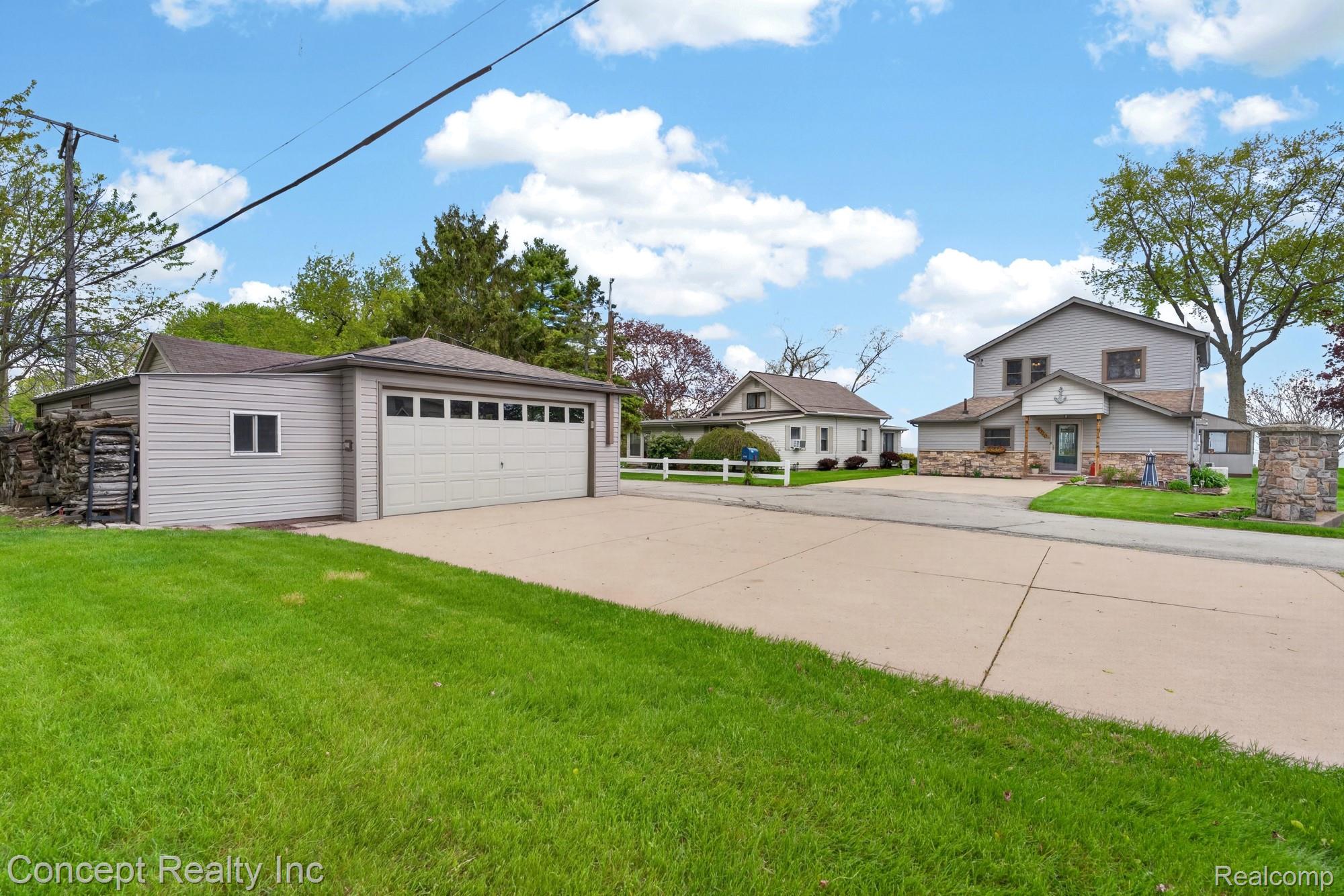 4720 Long Road Newport, MI 48166 - Photo 39 of 46 View of garage
