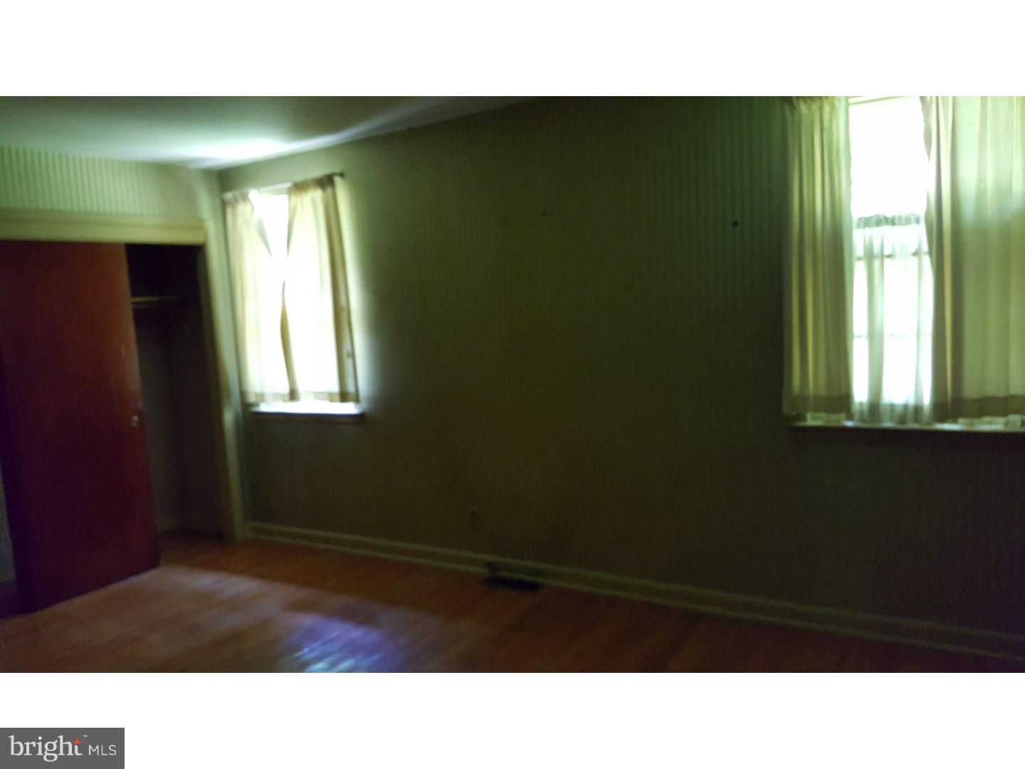 48 Parkview Road Cheltenham, PA 19012 - Photo 11 of 22 Bedroom 3