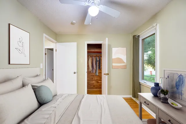 $2,195 | 1090 11th Avenue Southeast, Minneapolis, MN 55414