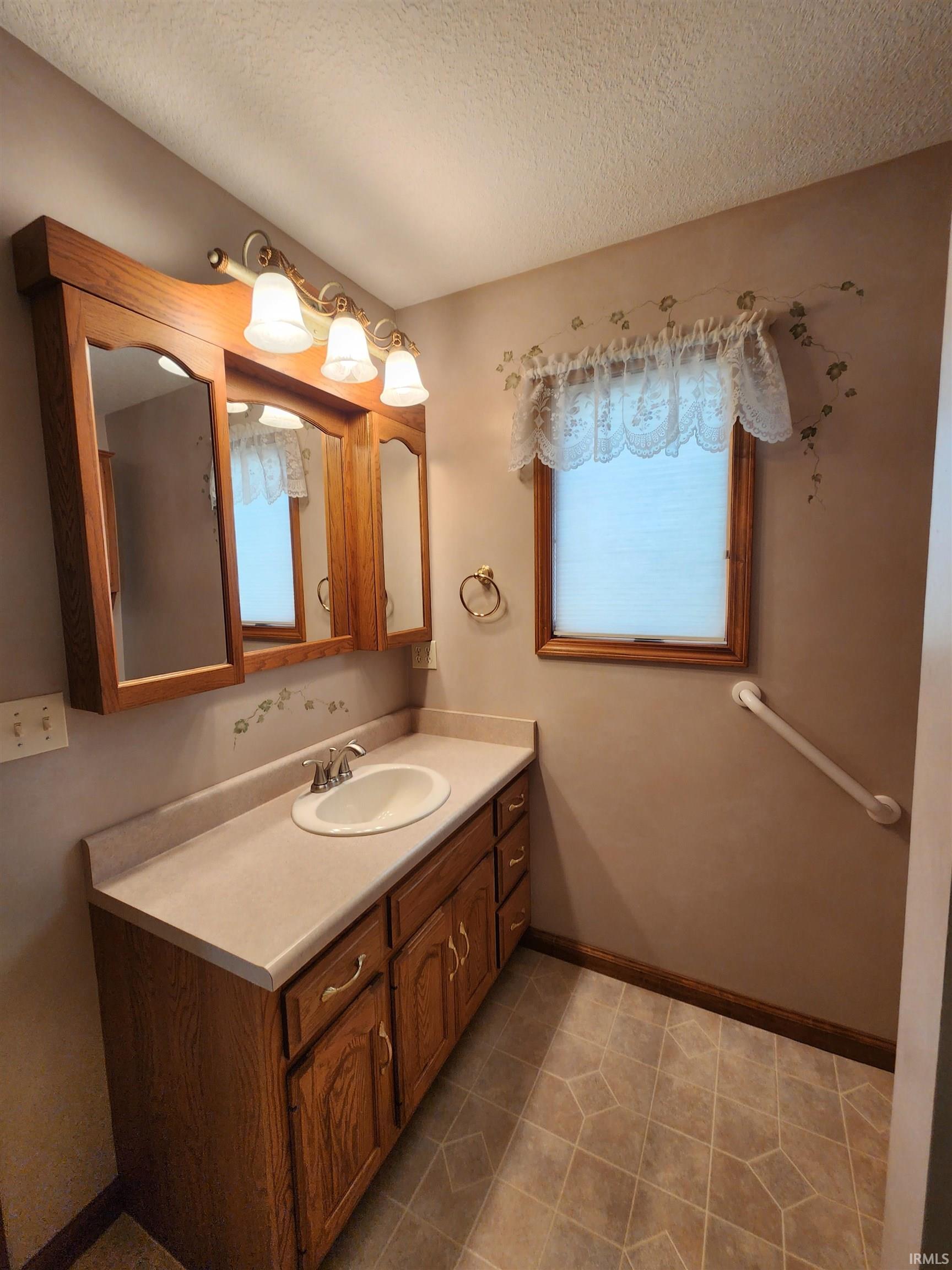 1111 Boulder Ridge Drive New Haven, IN 46774 - Photo 21 of 27