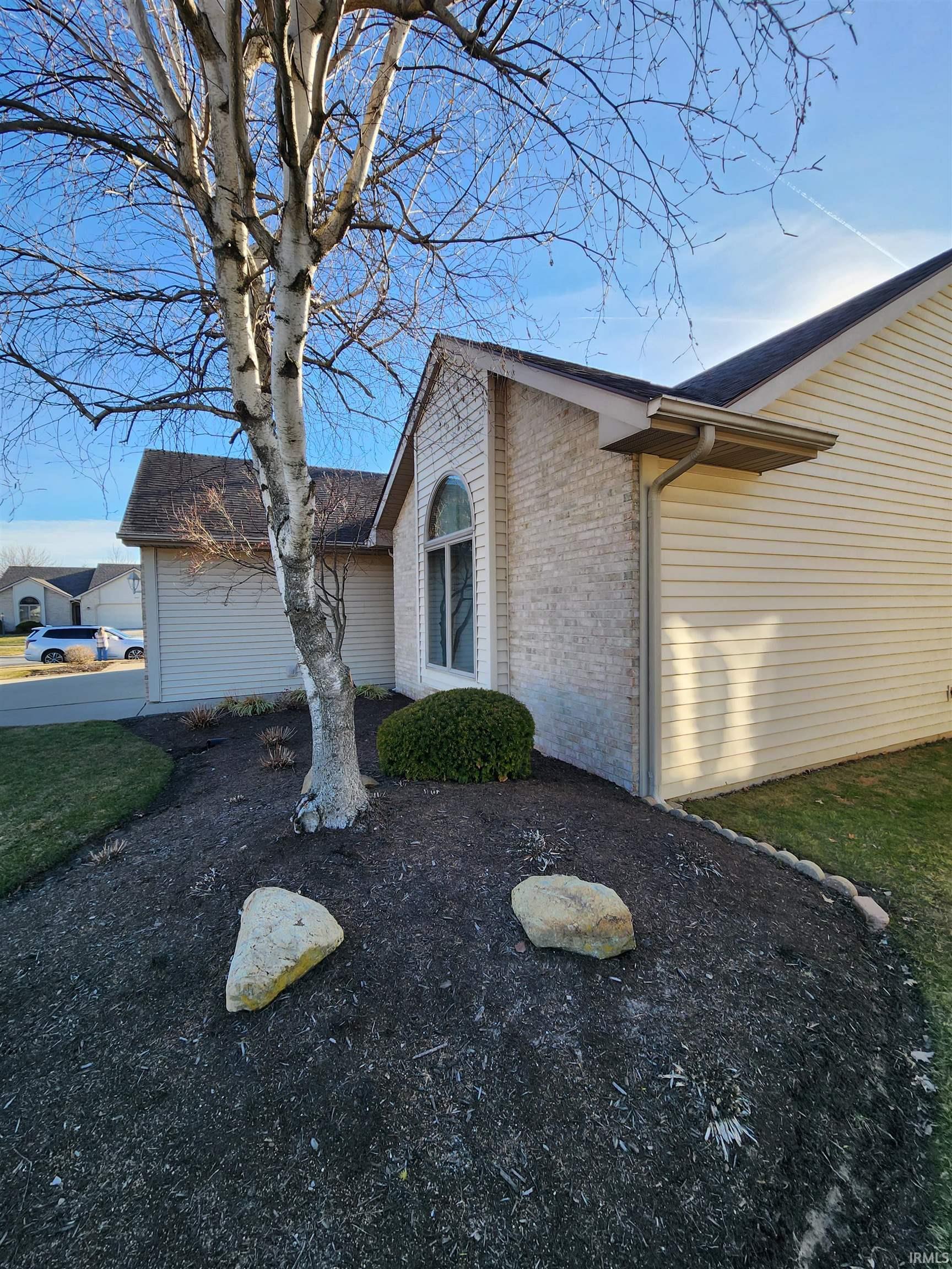 1111 Boulder Ridge Drive New Haven, IN 46774 - Photo 5 of 27