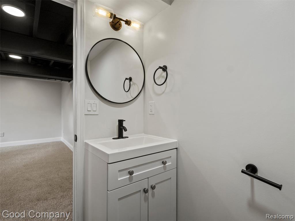 32 Shagbark Drive Rochester Hills, MI 48309 - Photo 25 of 30