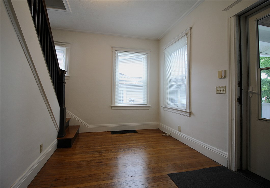 125 Field Street Rochester, NY 14620 - Photo 4 of 28