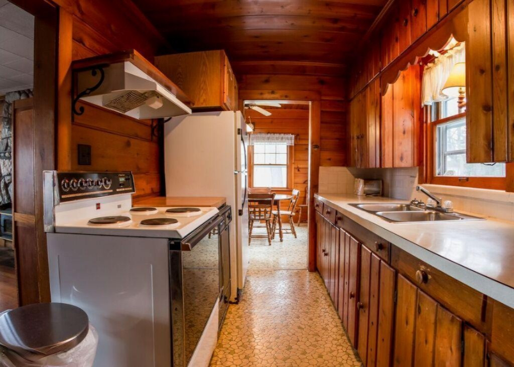 10411 South Rebecca Road Baldwin, MI 49304 - Photo 11 of 22 unspecifiedkitchen
