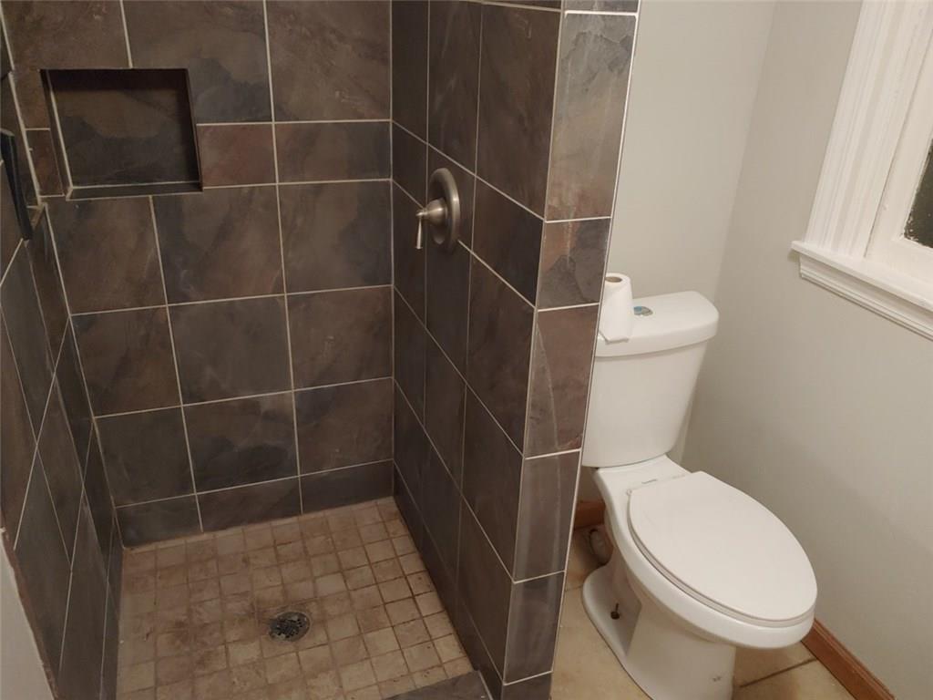 1539 Pennock Road Pittsburgh, PA 15212 - Photo 15 of 21 Gallery Image 15