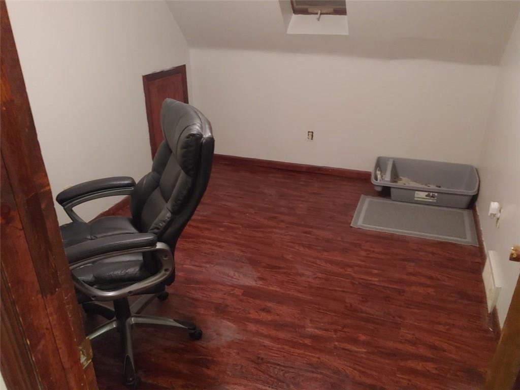 1539 Pennock Road Pittsburgh, PA 15212 - Photo 17 of 21 Gallery Image 17